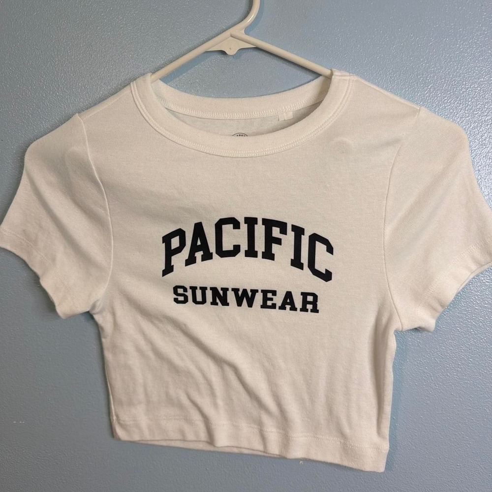 PacSun Pacific Sunwear White Graphic Crop Top Size XS